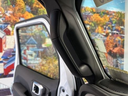 New 2025 Jeep Wrangler Sahara w/ Safety Group image 38