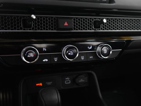 Used 2024 Honda Civic Sport image 21