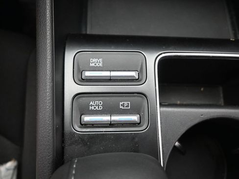 Used 2025 Hyundai Sonata SEL FWD image 28