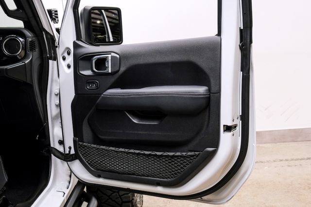 Used 2022 Jeep Wrangler Unlimited Rubicon w/ Trailer Tow Package AWD/4WD image 83