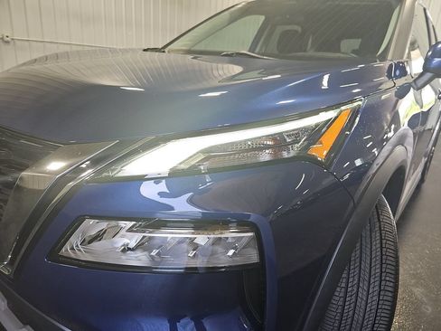 Certified 2023 Nissan Rogue SV AWD/4WD image 30