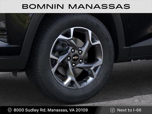 New 2026 Chevrolet Trax LT FWD image 9
