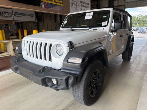 Used 2019 Jeep Wrangler Unlimited Sport AWD/4WD image 1