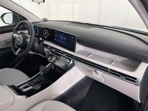 Certified 2025 Hyundai Tucson SEL AWD/4WD image 31