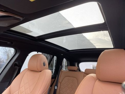 Certified 2023 BMW X5 xDrive40i w/ Executive Package image 25