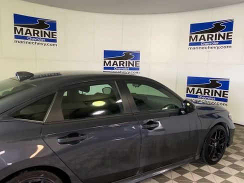 Used 2025 Honda Civic Sport image 2