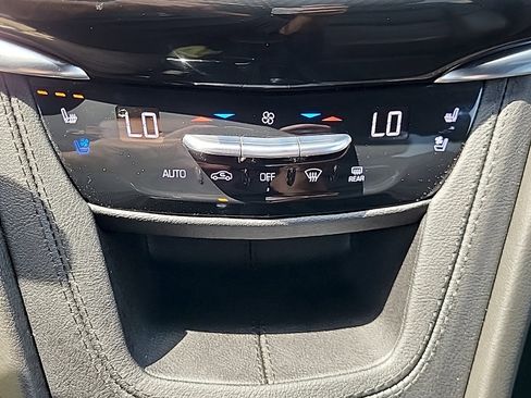 Used 2024 Cadillac XT6 Sport w/ Platinum Package AWD/4WD image 26