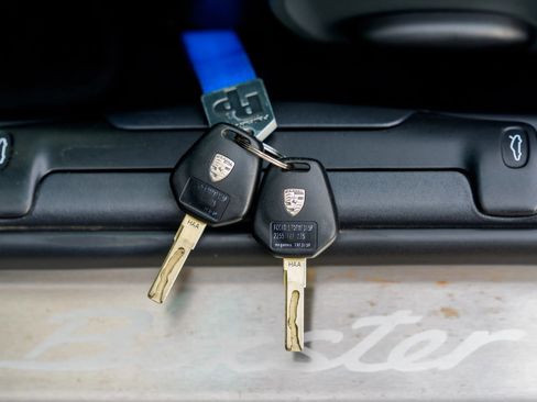 Used 1999 Porsche Boxster RWD image 29