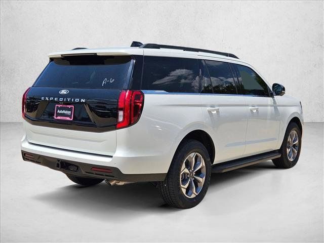 New 2027 Ford Expedition Active RWD image 2