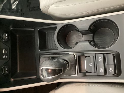 Certified 2021 Hyundai Tucson SE w/ Cargo Package image 20