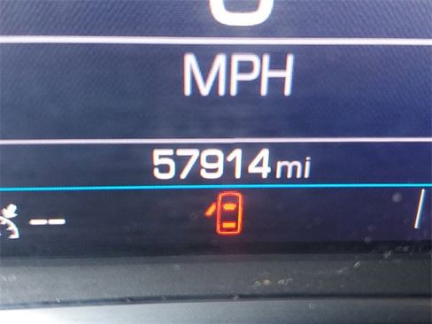 Used 2020 GMC Terrain SLE w/ Driver Convenience Package image 14