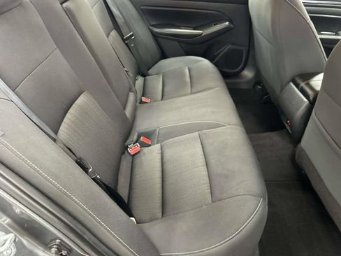 Used 2025 Nissan Altima 2.5 SV FWD image 20