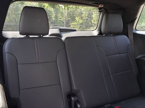Used 2023 Chevrolet Traverse RS w/ LPO, Floor Liner Package AWD/4WD image 36
