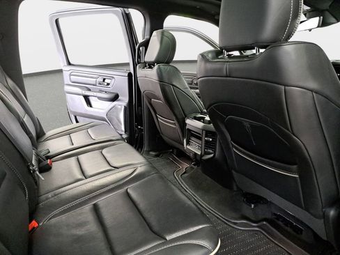 Certified 2022 RAM 1500 Limited image 11
