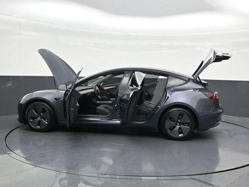 Used 2023 Tesla Model 3 Long Range AWD/4WD image 38