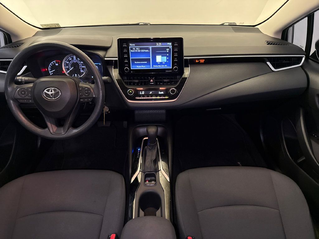Used 2021 Toyota Corolla LE FWD image 12