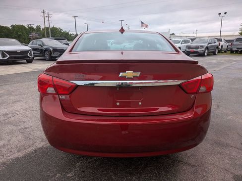 Used 2015 Chevrolet Impala LT FWD image 4