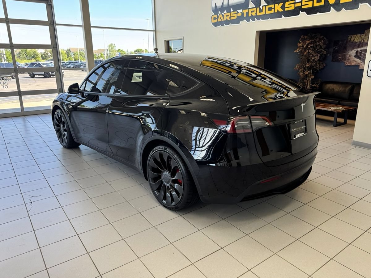 Used 2022 Tesla Model Y Performance AWD/4WD image 2