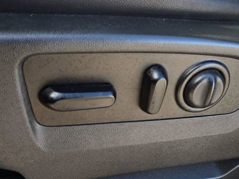 Used 2020 GMC Sierra 1500 AT4 image 22