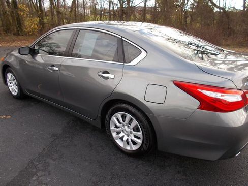 Used 2017 Nissan Altima 2.5 S image 5