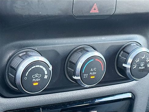 Used 2021 RAM 1500 Lone Star image 15