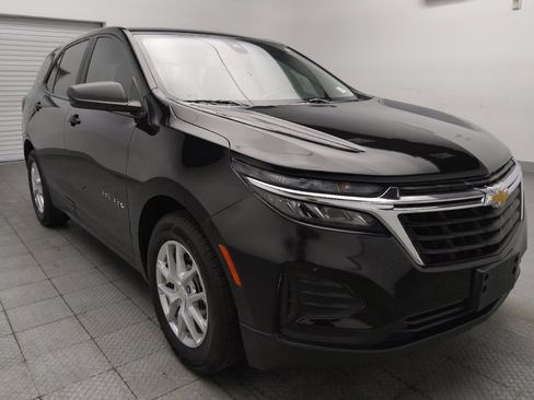 Used 2023 Chevrolet Equinox LS FWD image 13