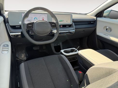 Used 2024 Hyundai Ioniq 5 SEL RWD image 15