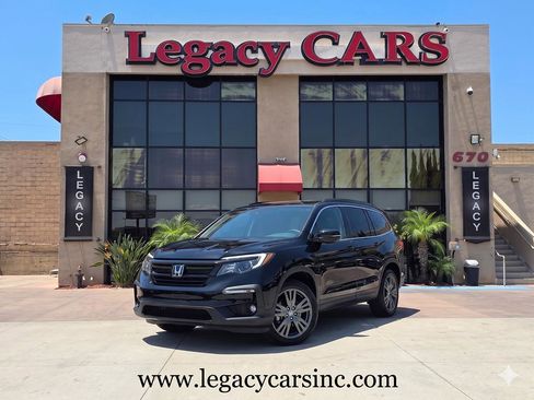 Used 2022 Honda Pilot Sport image 2