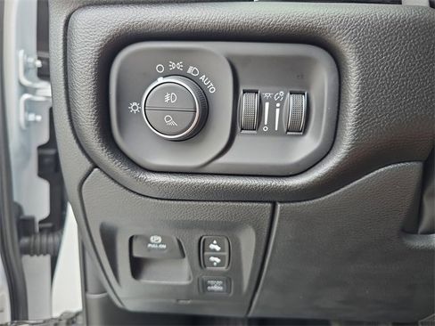 Used 2026 RAM 1500 Laramie image 21