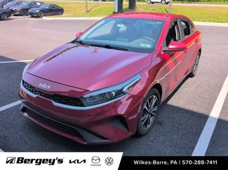 Used 2022 Kia Forte LXS FWD video 1