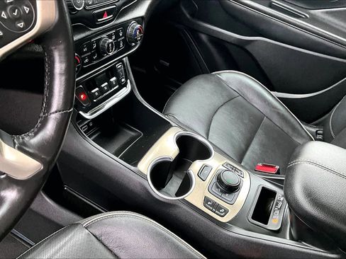 Used 2020 GMC Terrain Denali w/ LPO, Floor Liner Package image 15