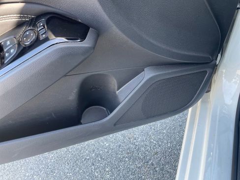 Used 2023 Nissan Altima 2.5 SV w/ SV Premium Package image 14