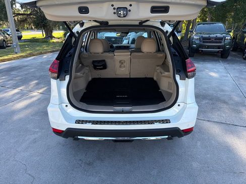 Used 2020 Nissan Rogue SL w/ Premium Package FWD image 34