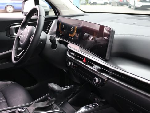 Used 2025 Kia Sorento S w/ Panoramic Sunroof Package FWD image 10