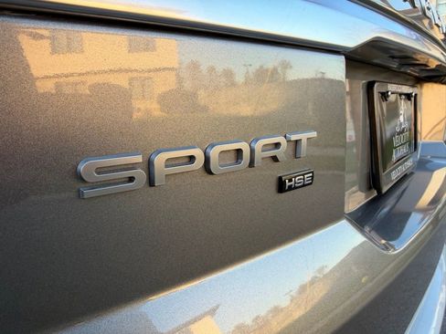 Used 2020 Land Rover Range Rover Sport HSE image 9