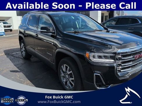 Certified 2023 GMC Acadia SLT w/ Preferred Package image 3