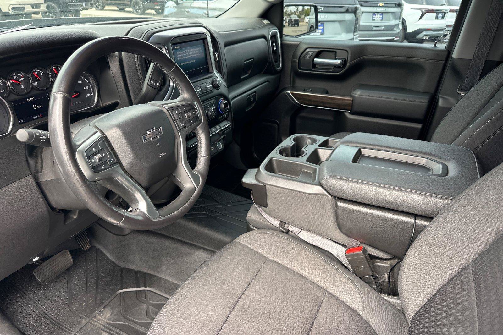Used 2021 Chevrolet Silverado 1500 RST RWD image 2