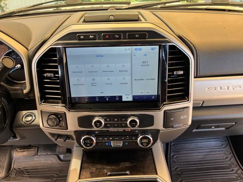 Used 2022 Ford F350 Lariat w/ Lariat Ultimate Package AWD/4WD image 22