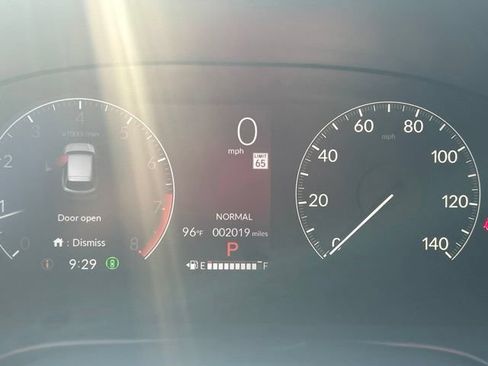 Used 2026 Honda HR-V LX image 17
