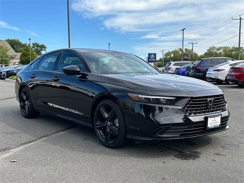Used 2025 Honda Accord Sport image 5