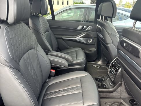 Used 2026 BMW X7 M60i w/ Executive Package AWD/4WD image 29