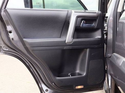 Used 2021 Toyota 4Runner SR5 Premium w/ Moonroof Package AWD/4WD image 22