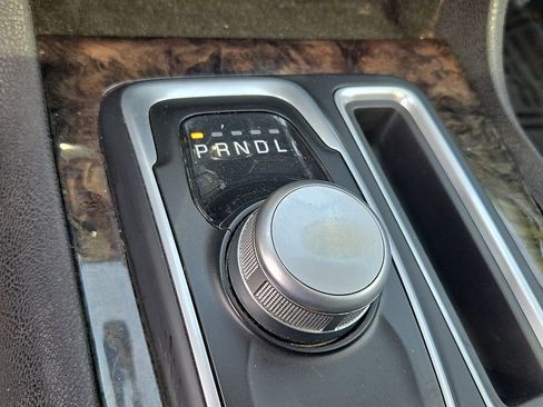 Used 2016 Chrysler 300 C image 15