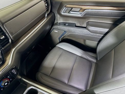 Certified 2023 Chevrolet Silverado 1500 RST image 22