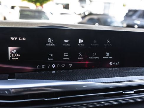 Used 2025 Cadillac Escalade V AWD/4WD image 12