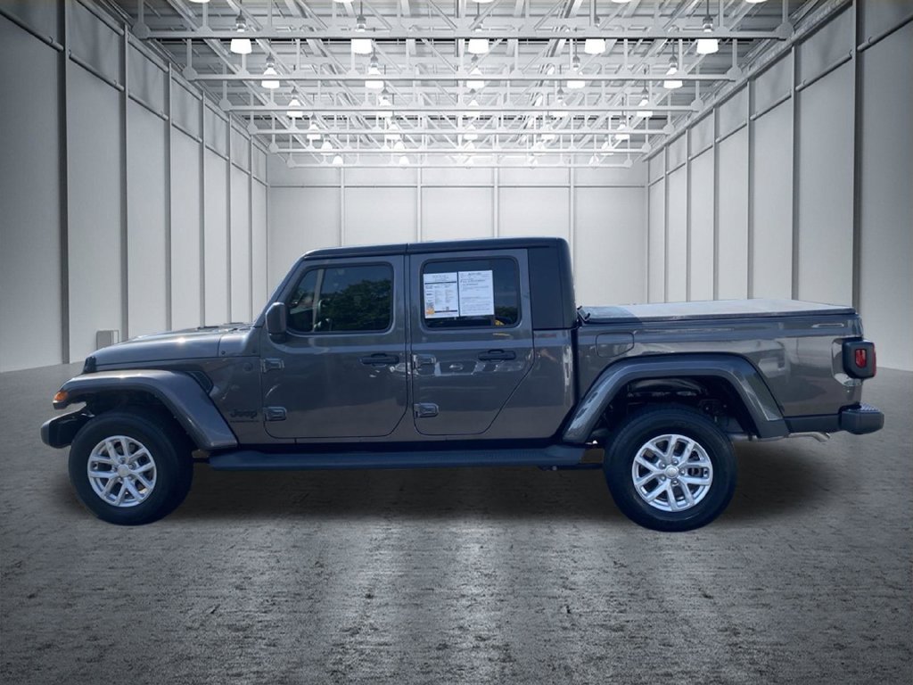 Used 2023 Jeep Gladiator Sport AWD/4WD image 8