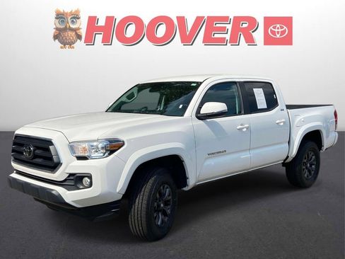 Used 2023 Toyota Tacoma SR5 w/ Technology Package AWD/4WD image 5