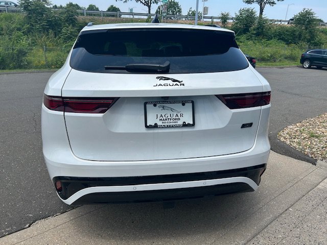 Used 2026 Jaguar F-PACE R-Dynamic S AWD/4WD image 5