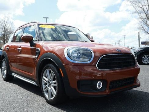 Used 2020 MINI Cooper Countryman image 3
