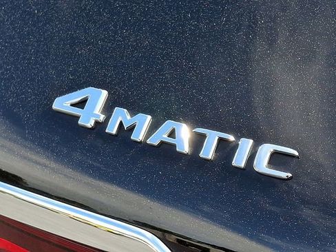 Used 2020 Mercedes-Benz GLC 300 4MATIC image 31